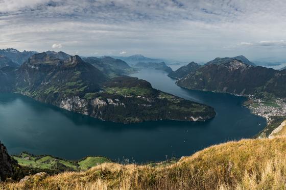 Panorama vom Fronalpstock aus über den Vierwaldstädtersee
